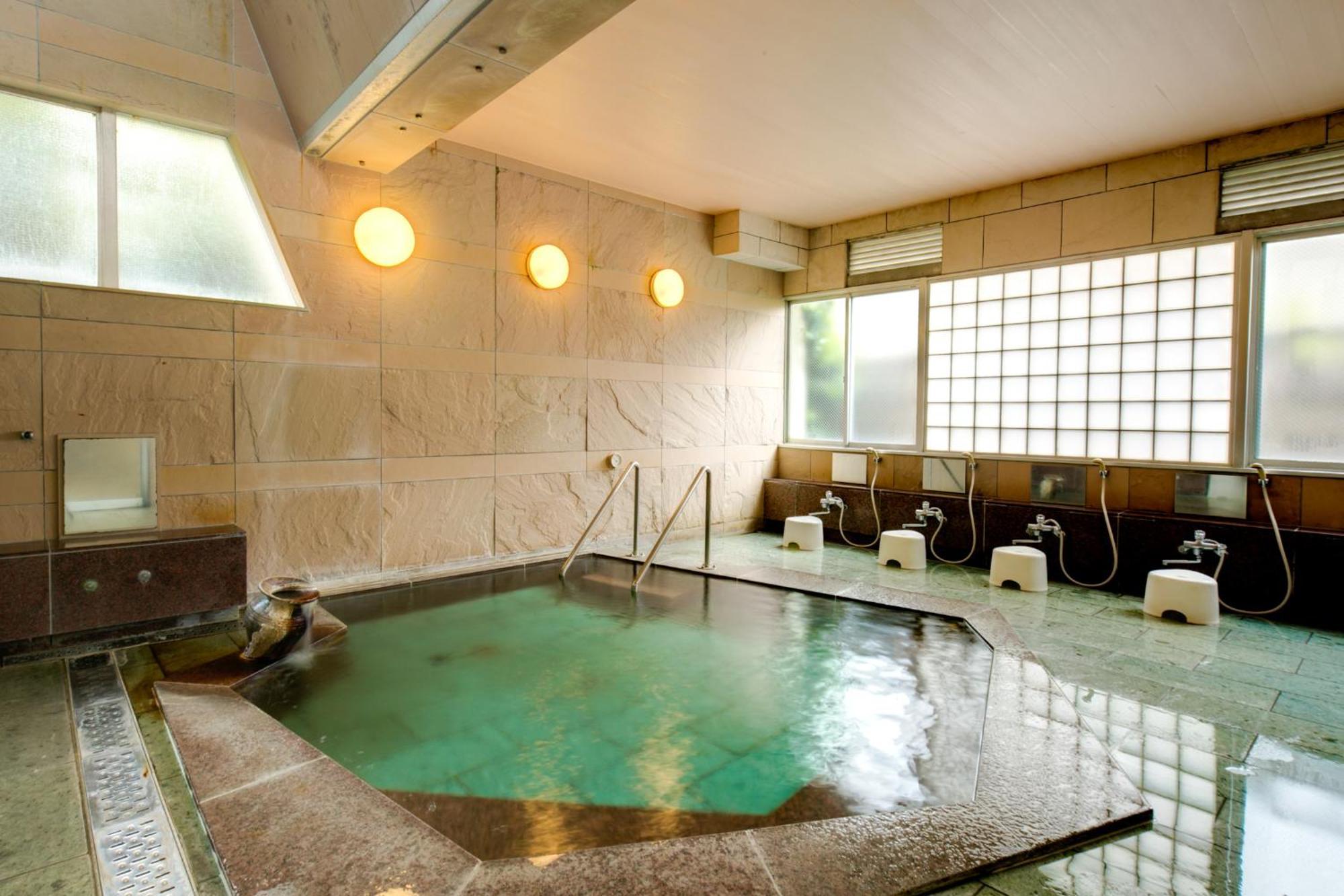 Yugawara-Onsen Manyoso Hotel Exterior photo