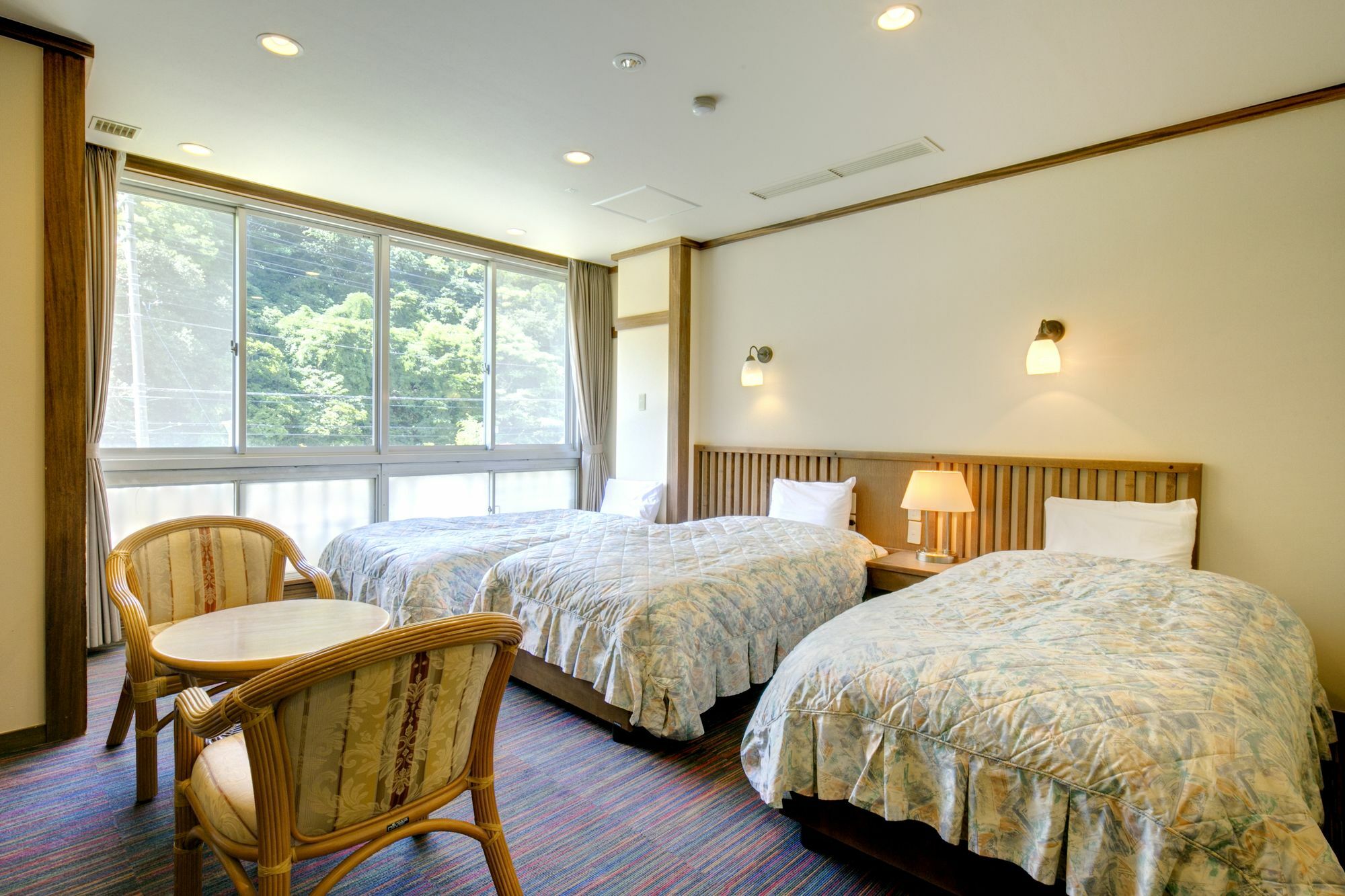 Yugawara-Onsen Manyoso Hotel Exterior photo
