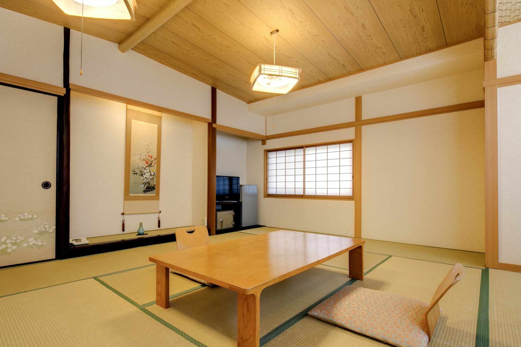 Yugawara-Onsen Manyoso Hotel Exterior photo